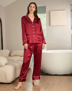 22 Momme Chic Trimmed Women Silk Pajamas Set