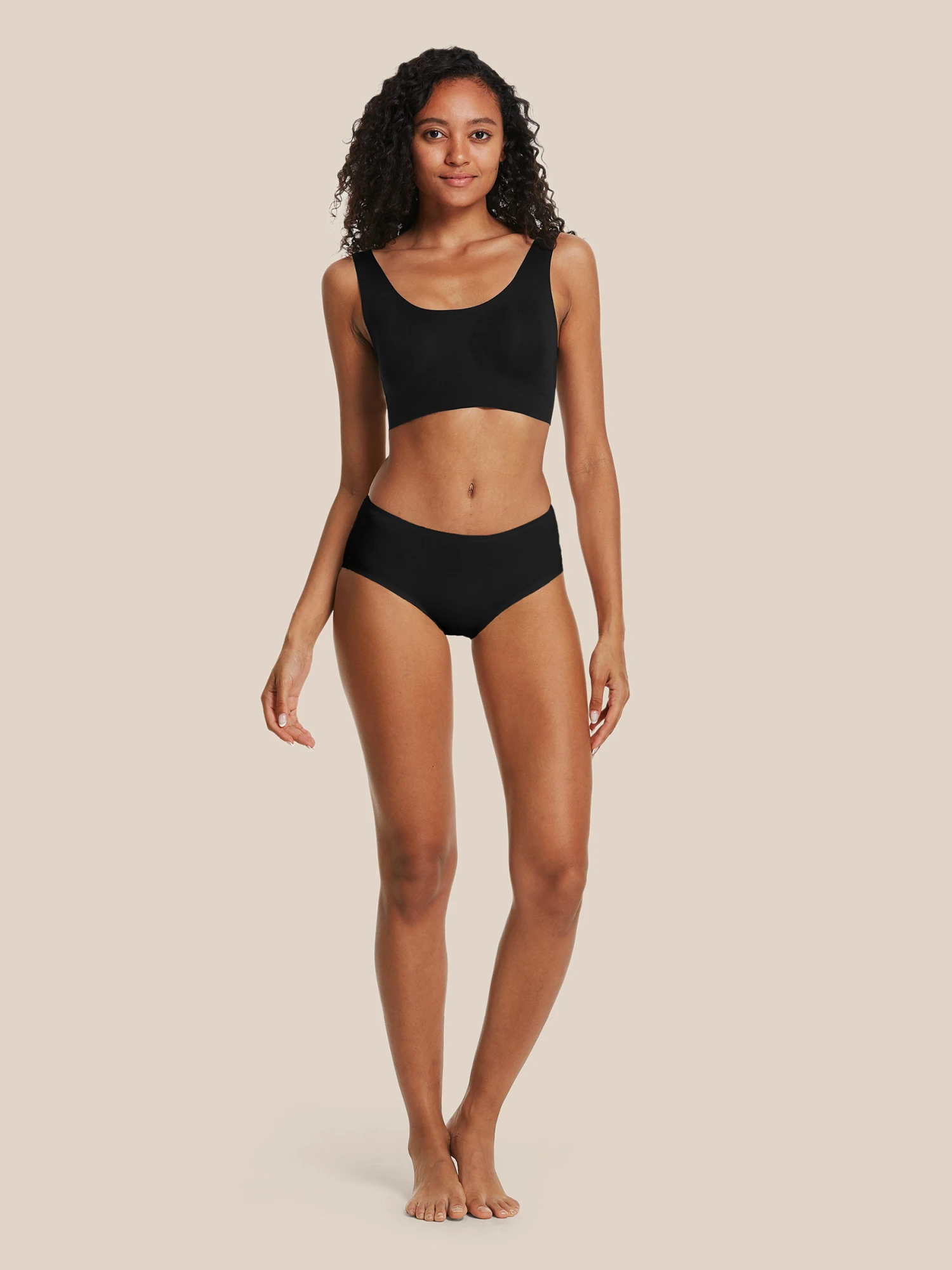 One-Size-Fits-Most Classic Wireless Silk Bra For Women - Image 2