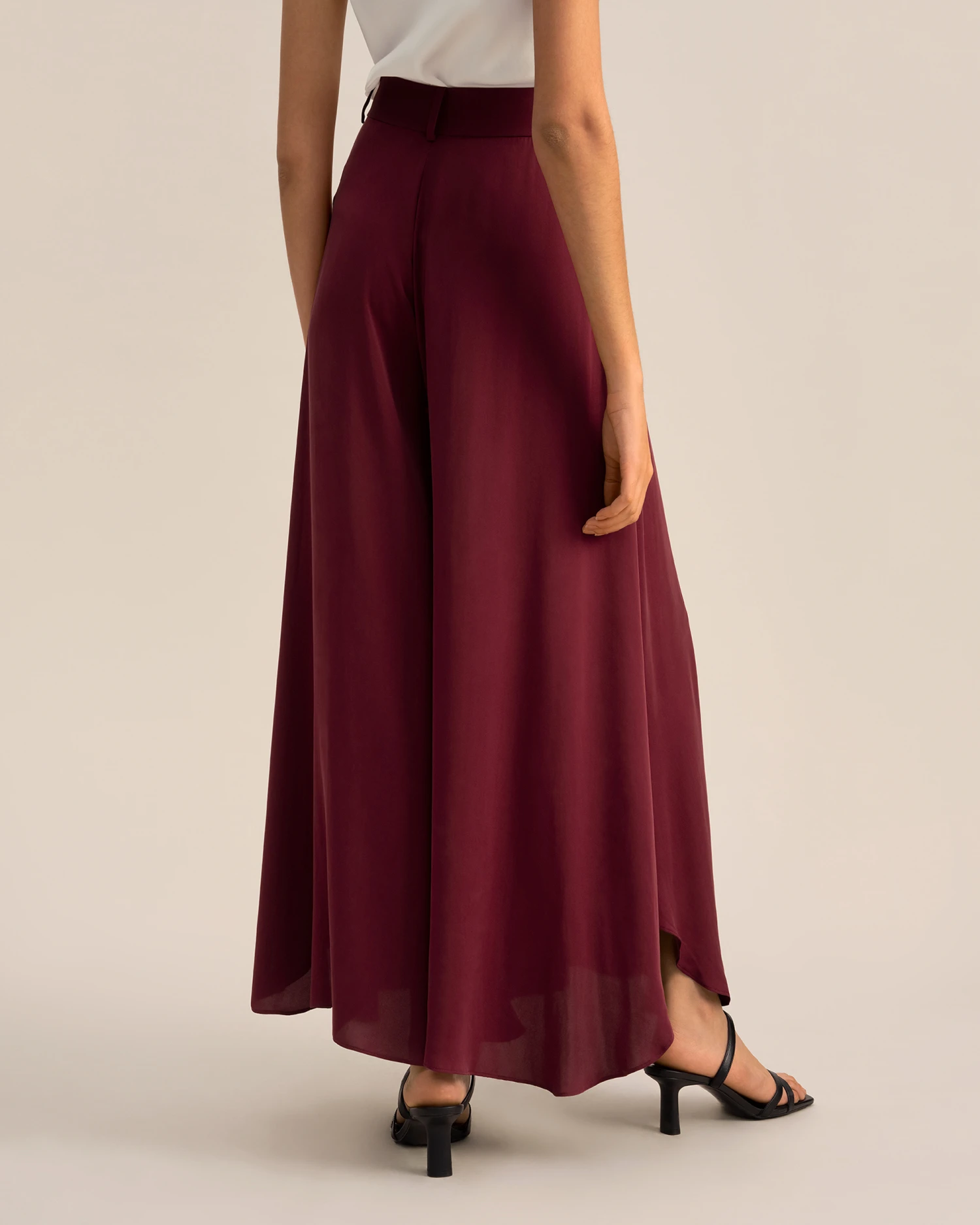 Wide-Legged Silk Fig Pants - Image 15