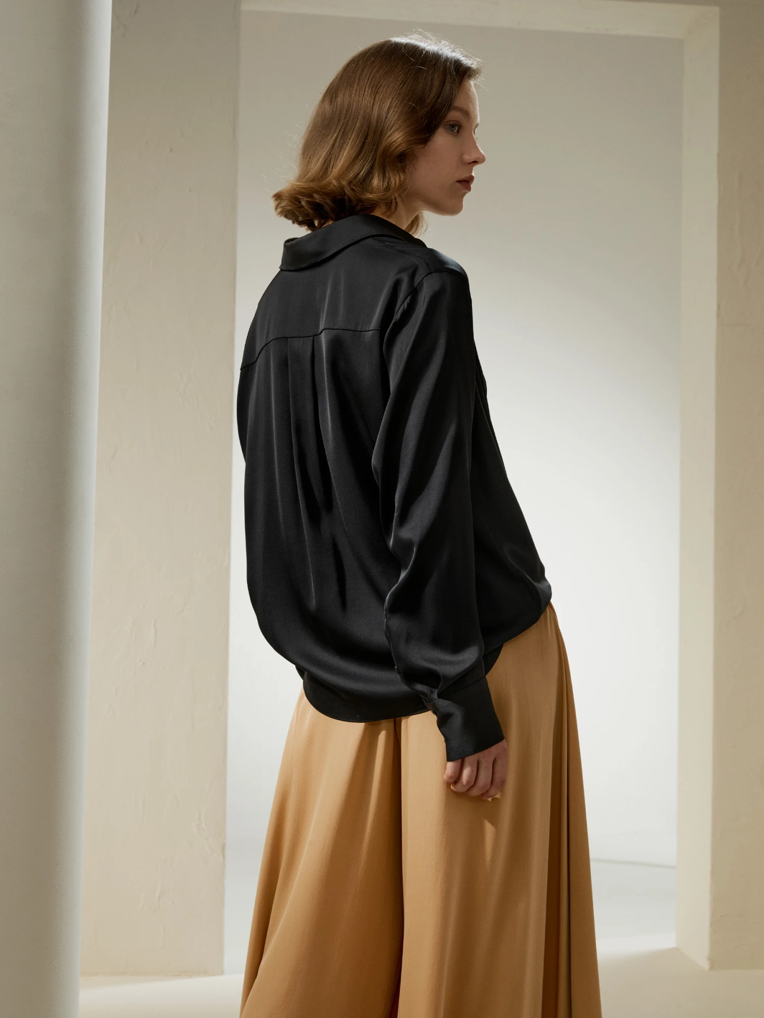 Hem Pleated Silk Blouse - Image 8