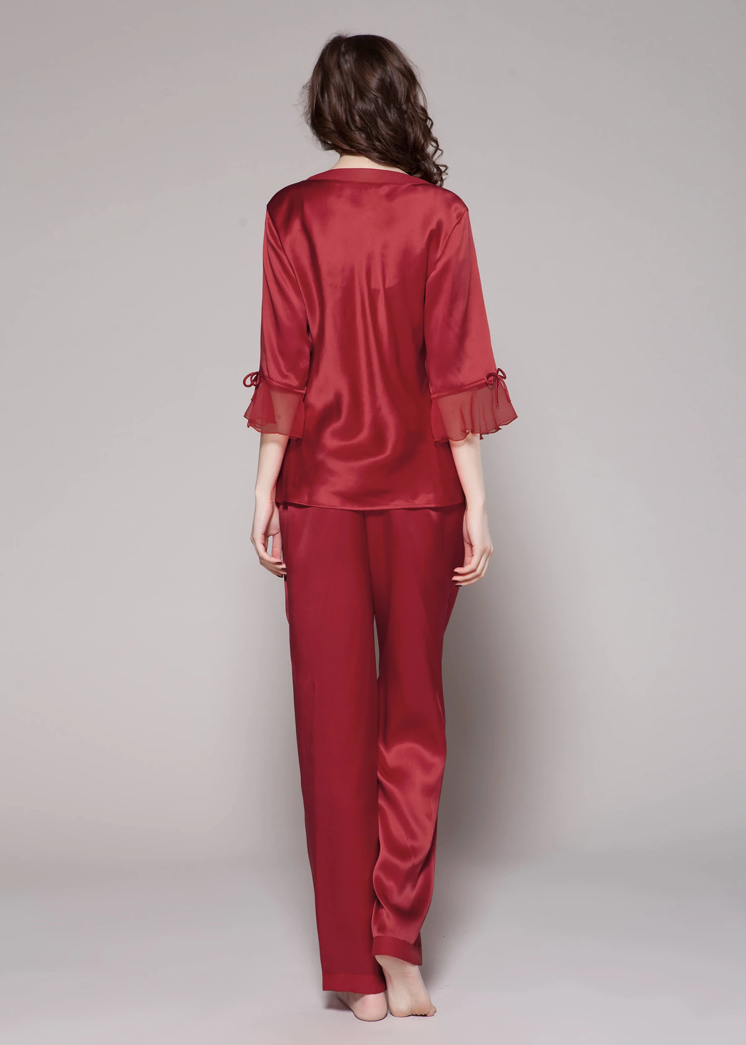 22 Momme Laced Women Silk Pajama Set - Image 2