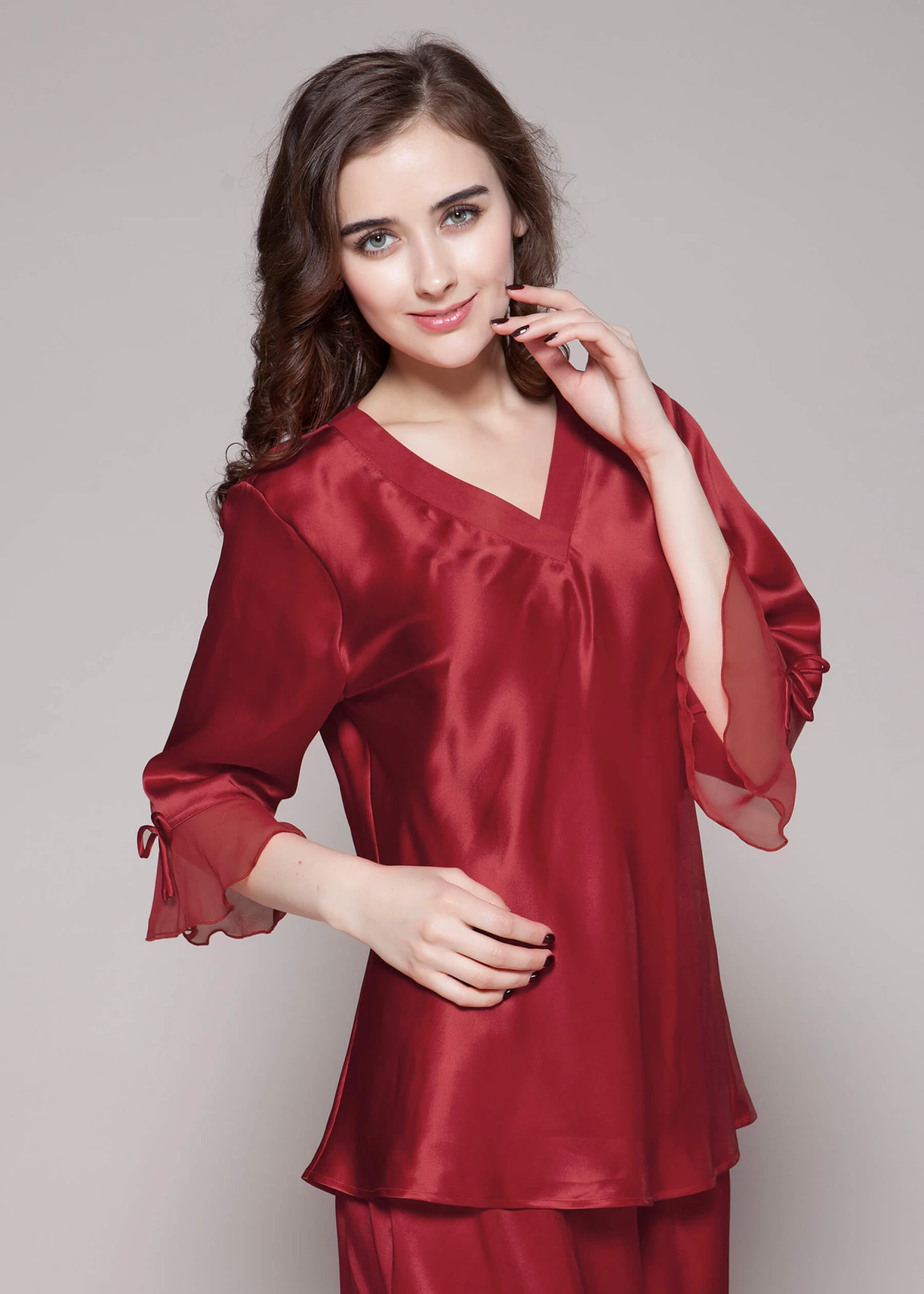 22 Momme Laced Women Silk Pajama Set - Image 4