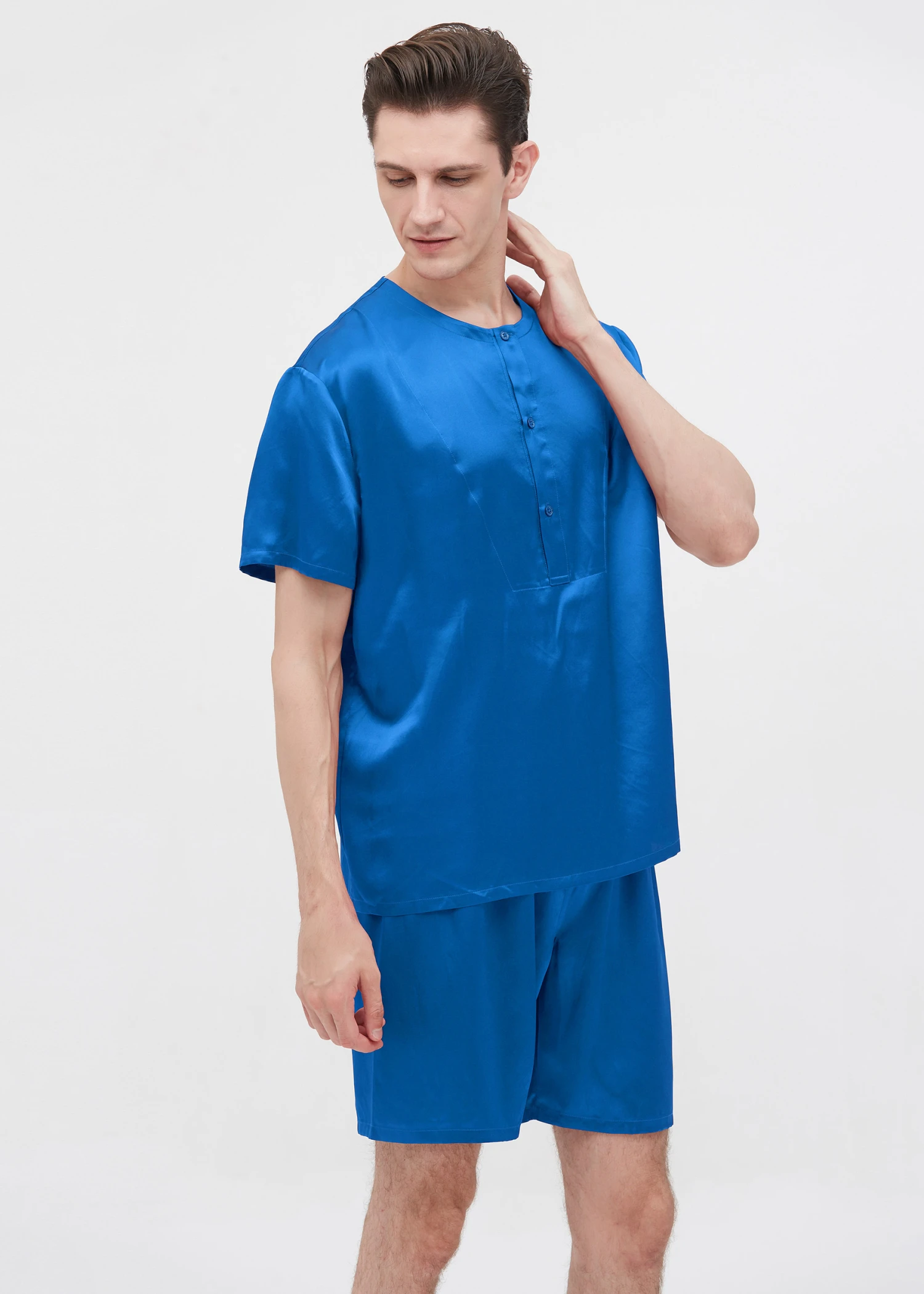 22 Momme Simple Crew Neck Short Pajamas Set - Image 6