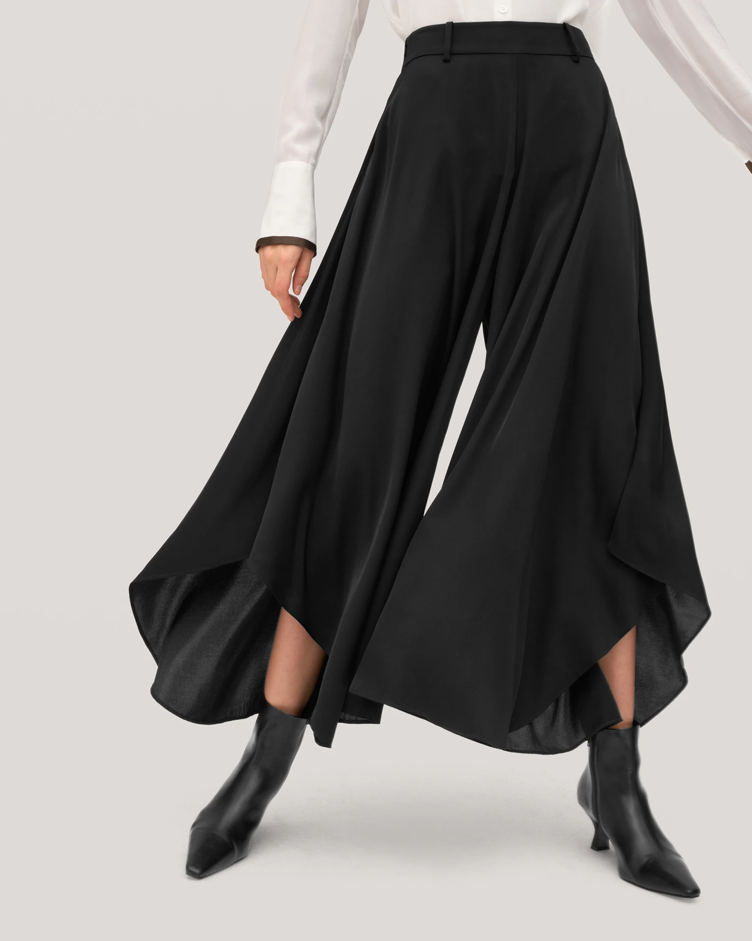 Wide-Legged Silk Fig Pants - Image 2