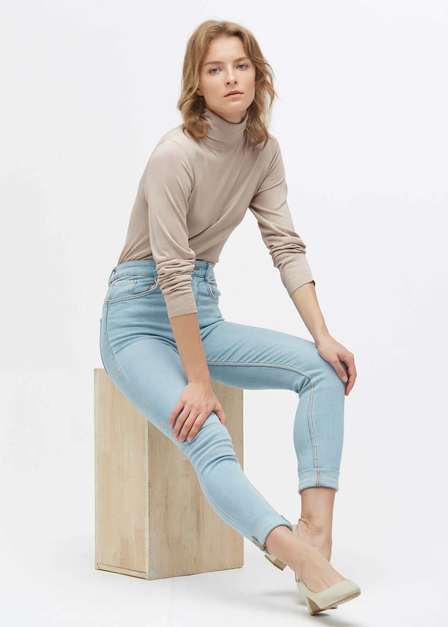 Elegant Turtle Neck Silk Knitted Tee - Image 2