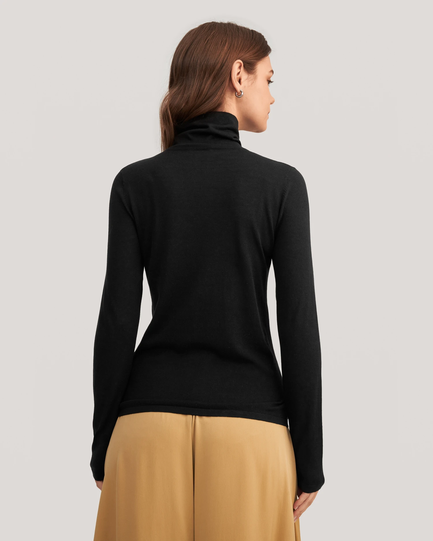 Elegant Turtle Neck Silk Knitted Tee - Image 16