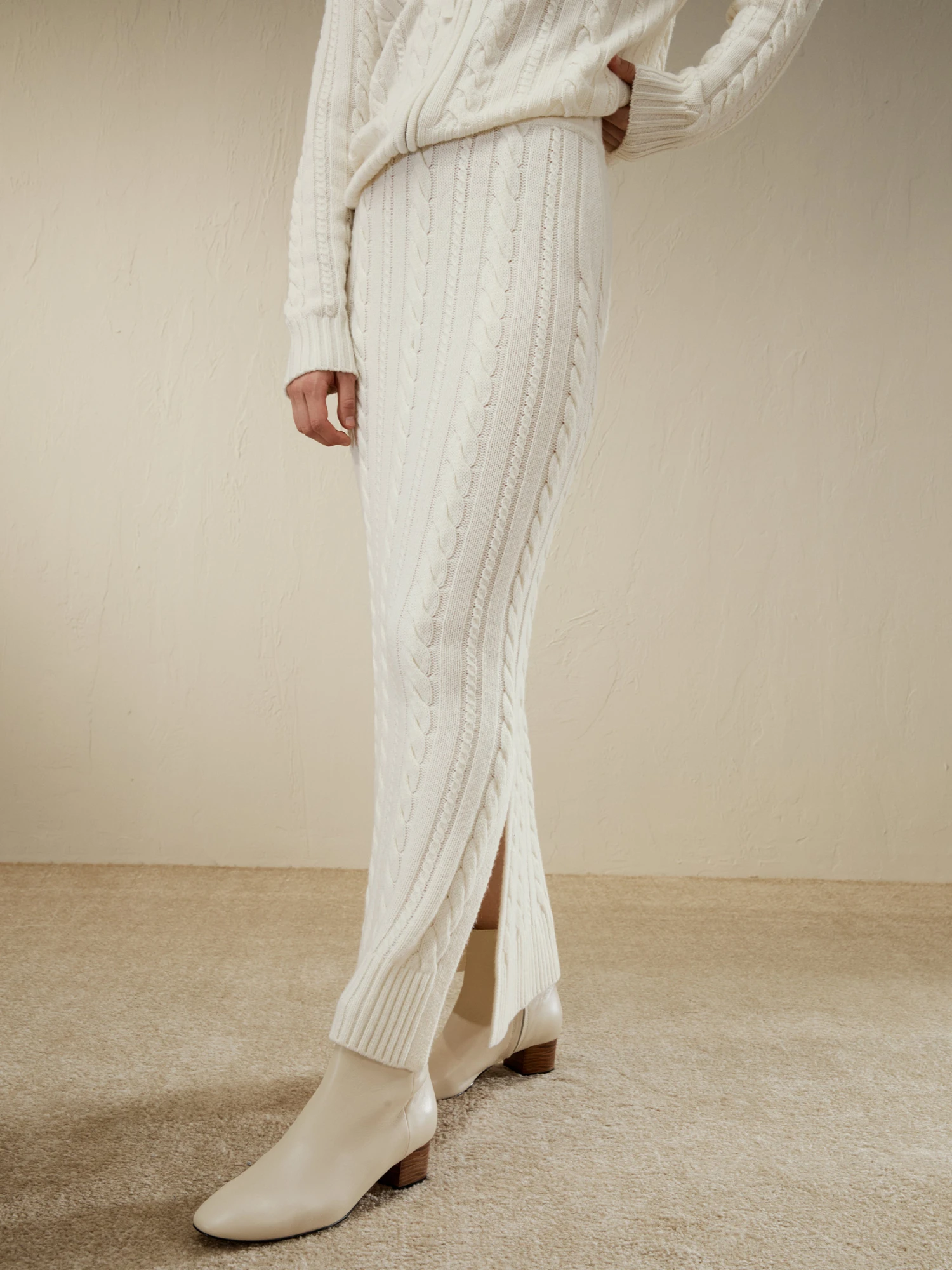 Cable Knit Wool Maxi Skirt - Image 3