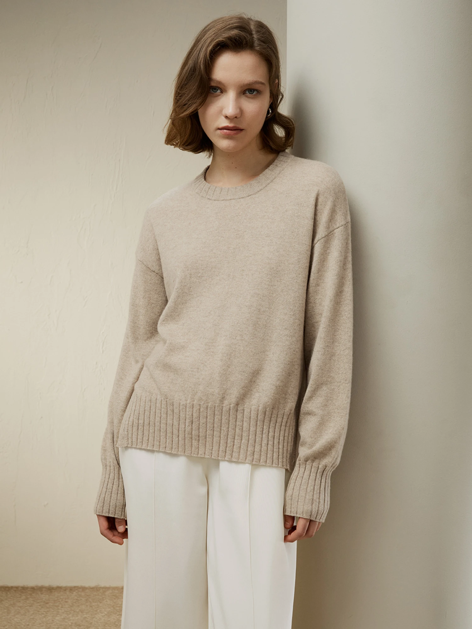 Crew Neck Cashmere Sweater - Image 3