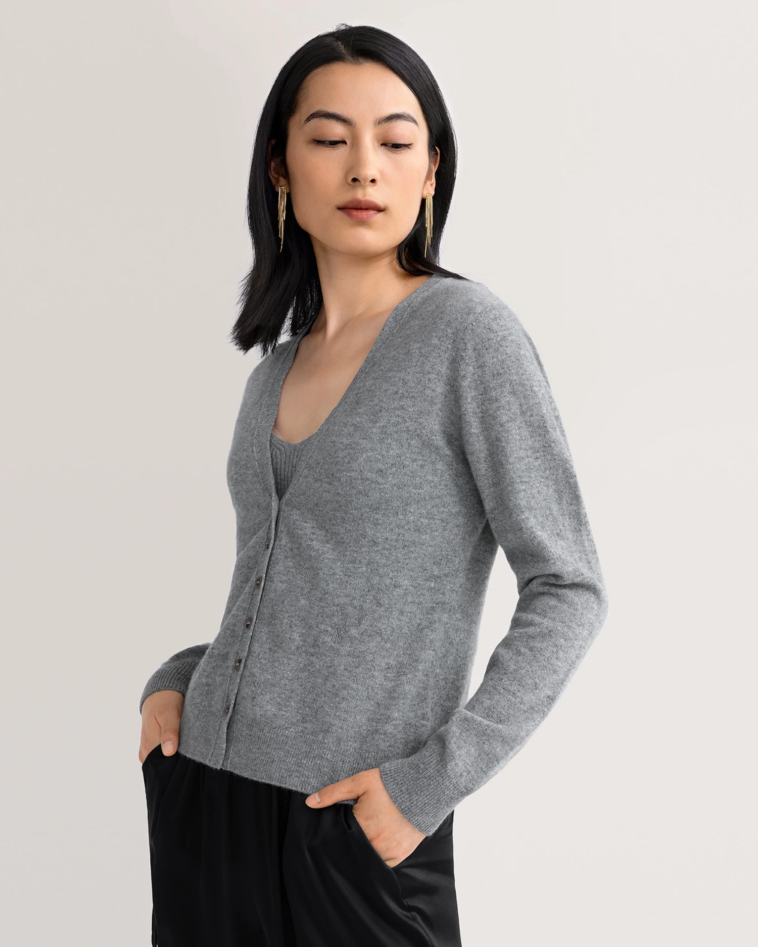 Cashmere Knitted V-neck Cardigan - Image 10