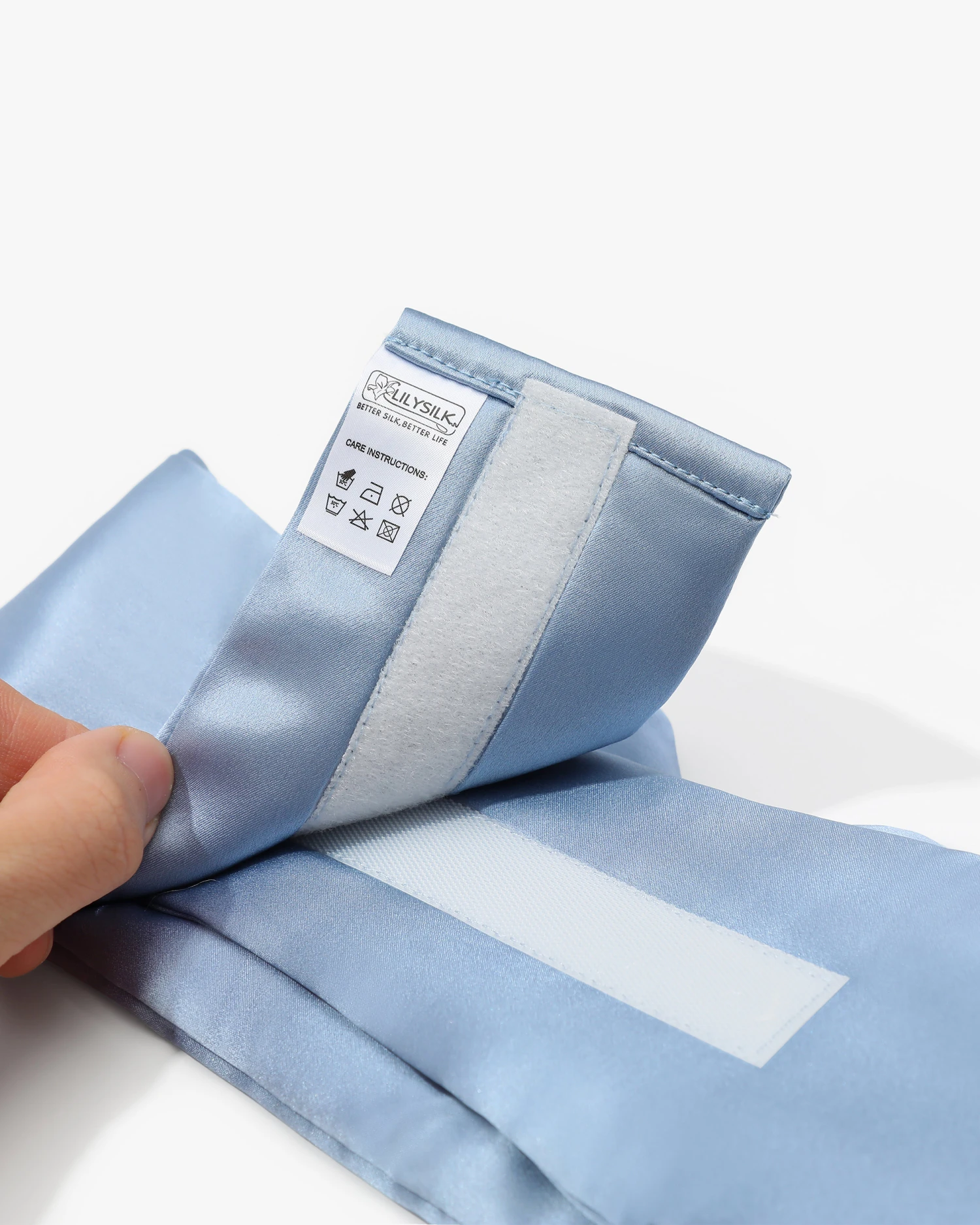 Elegant One Piece Silk Sleep Eye Mask - Image 14