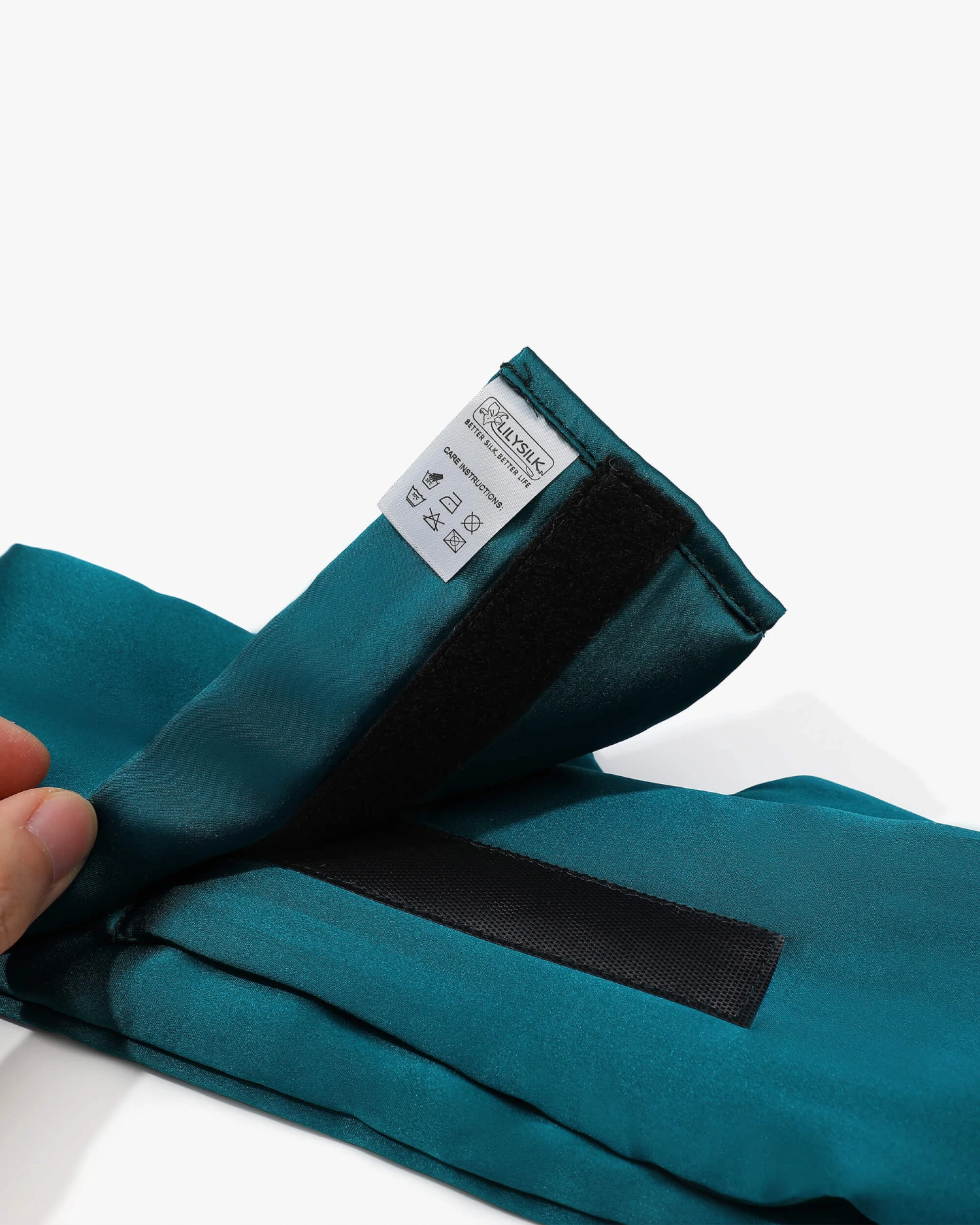 Elegant One Piece Silk Sleep Eye Mask - Image 18