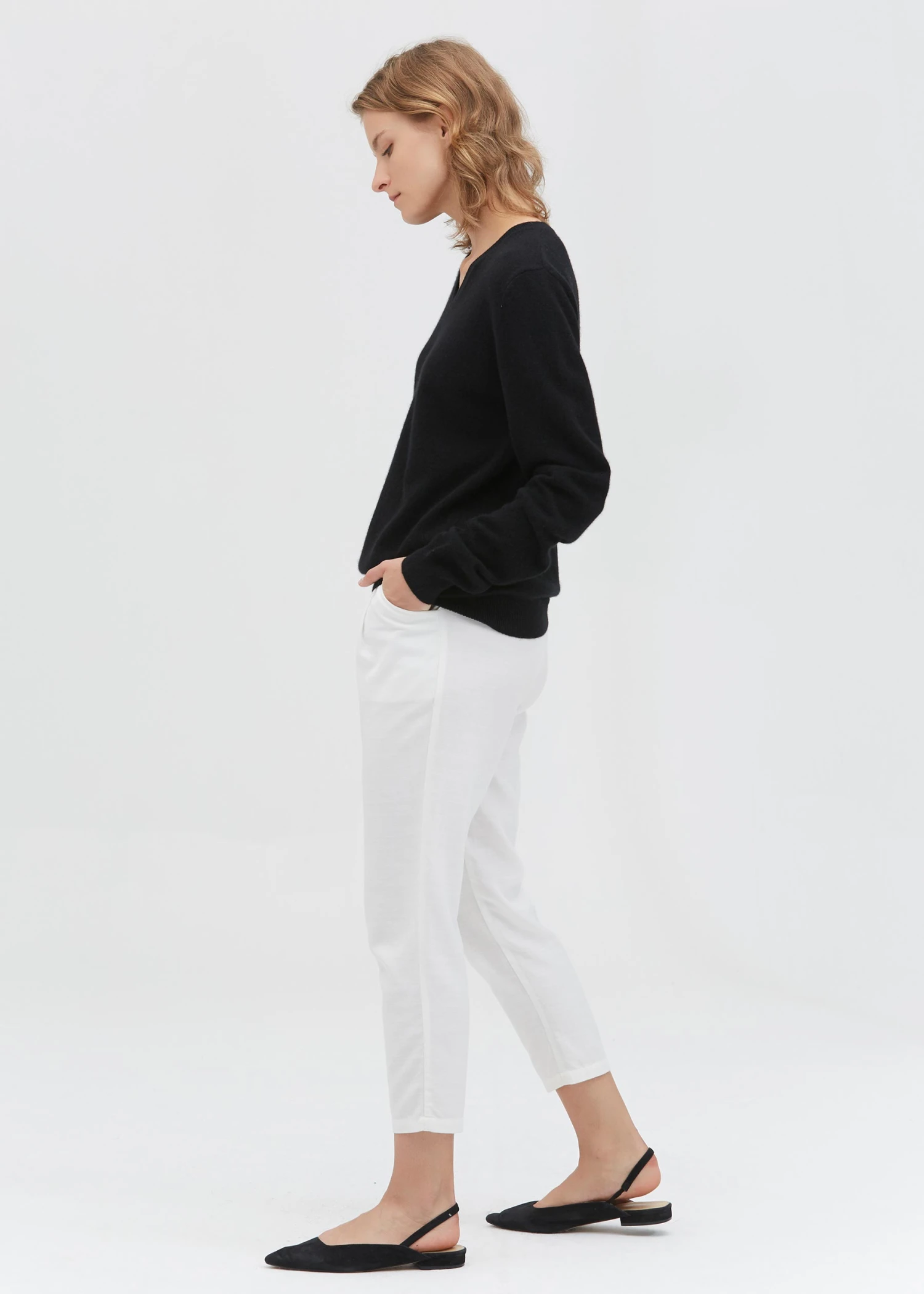 Women's Cashmere V Neck Soft Winter Sweater - Image 3