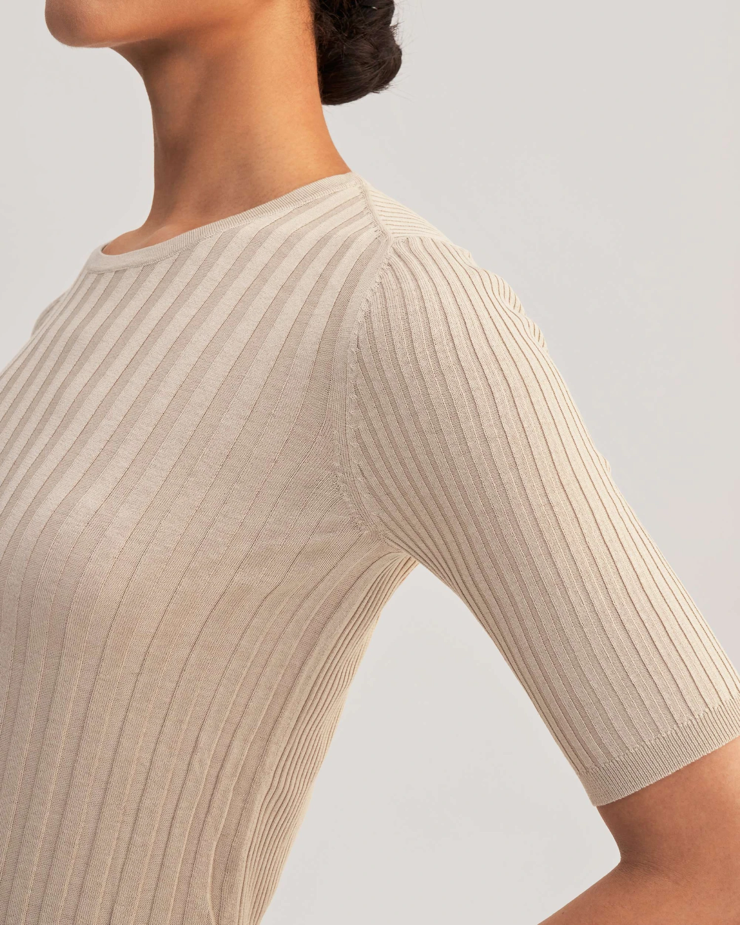 Short Sleeve Basic Silk Knit Tee - Image 17