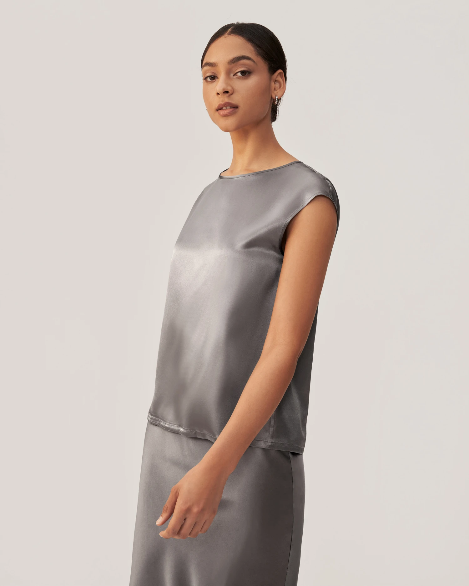 Basic Cap Sleeves Silk Tee For Women - Image 15