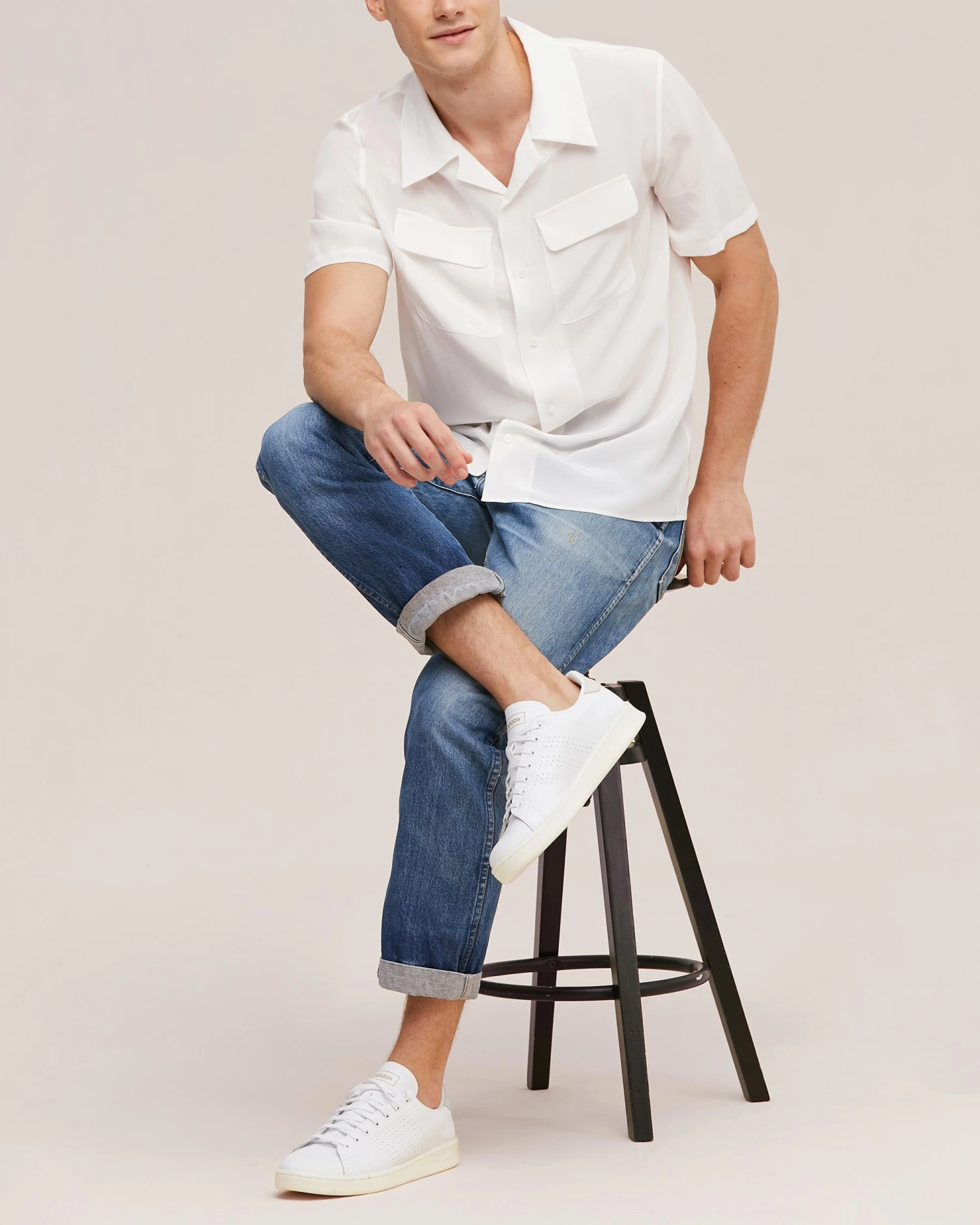 Men's Classic Short Sleeve Silk Shirt - Image 3