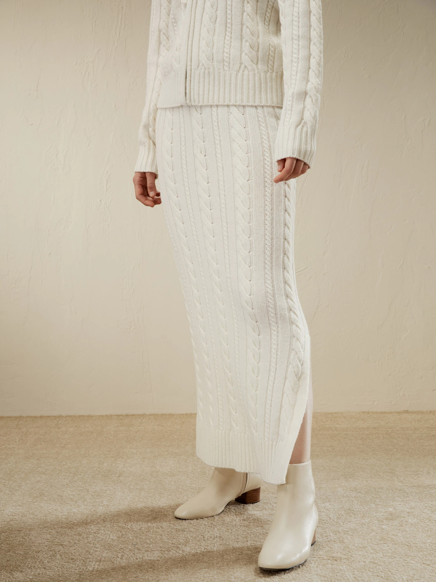 Cable Knit Wool Maxi Skirt - Image 4