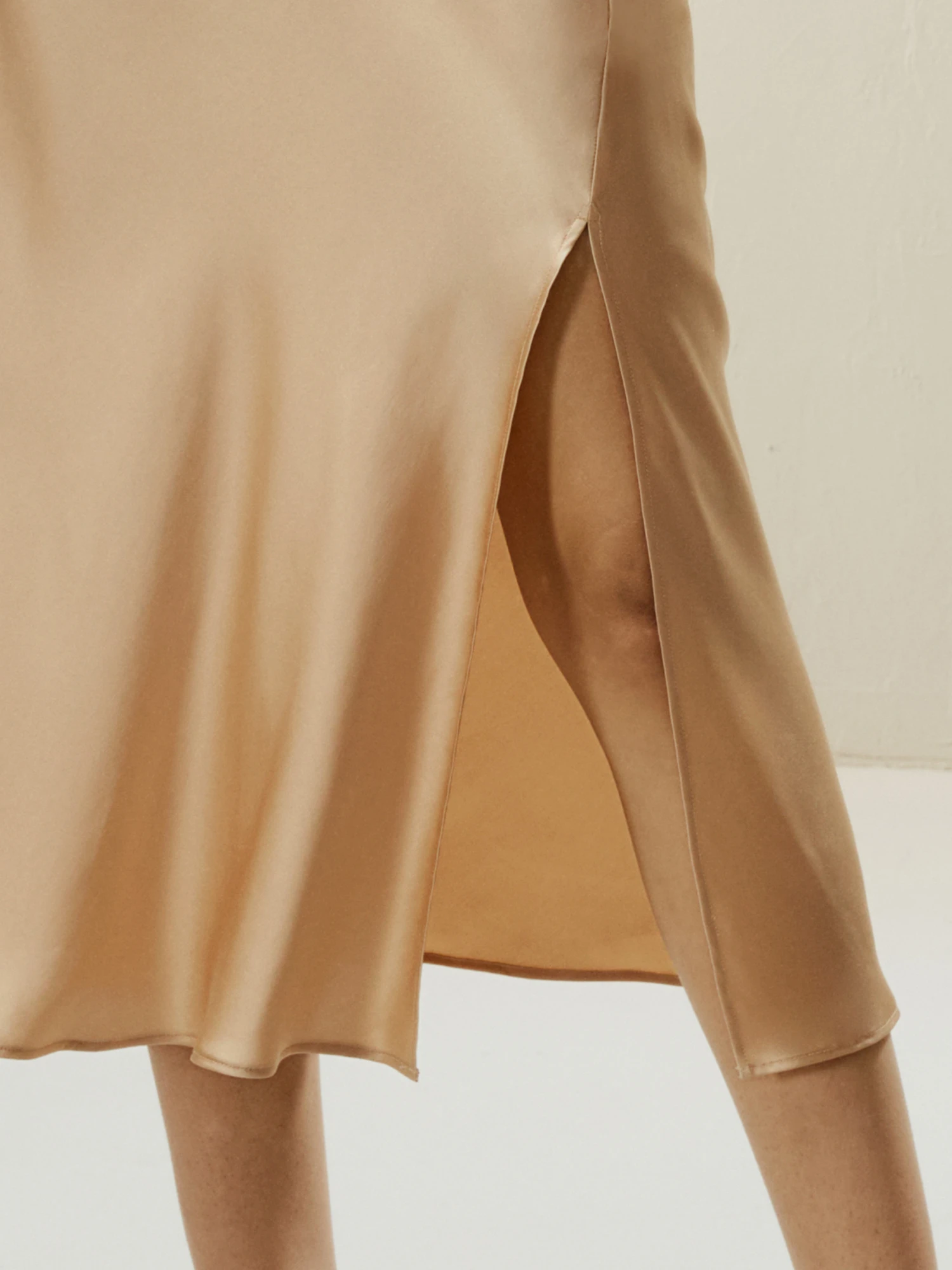 Minimalist Aesthetic Silk Poppy Skirt - Image 17