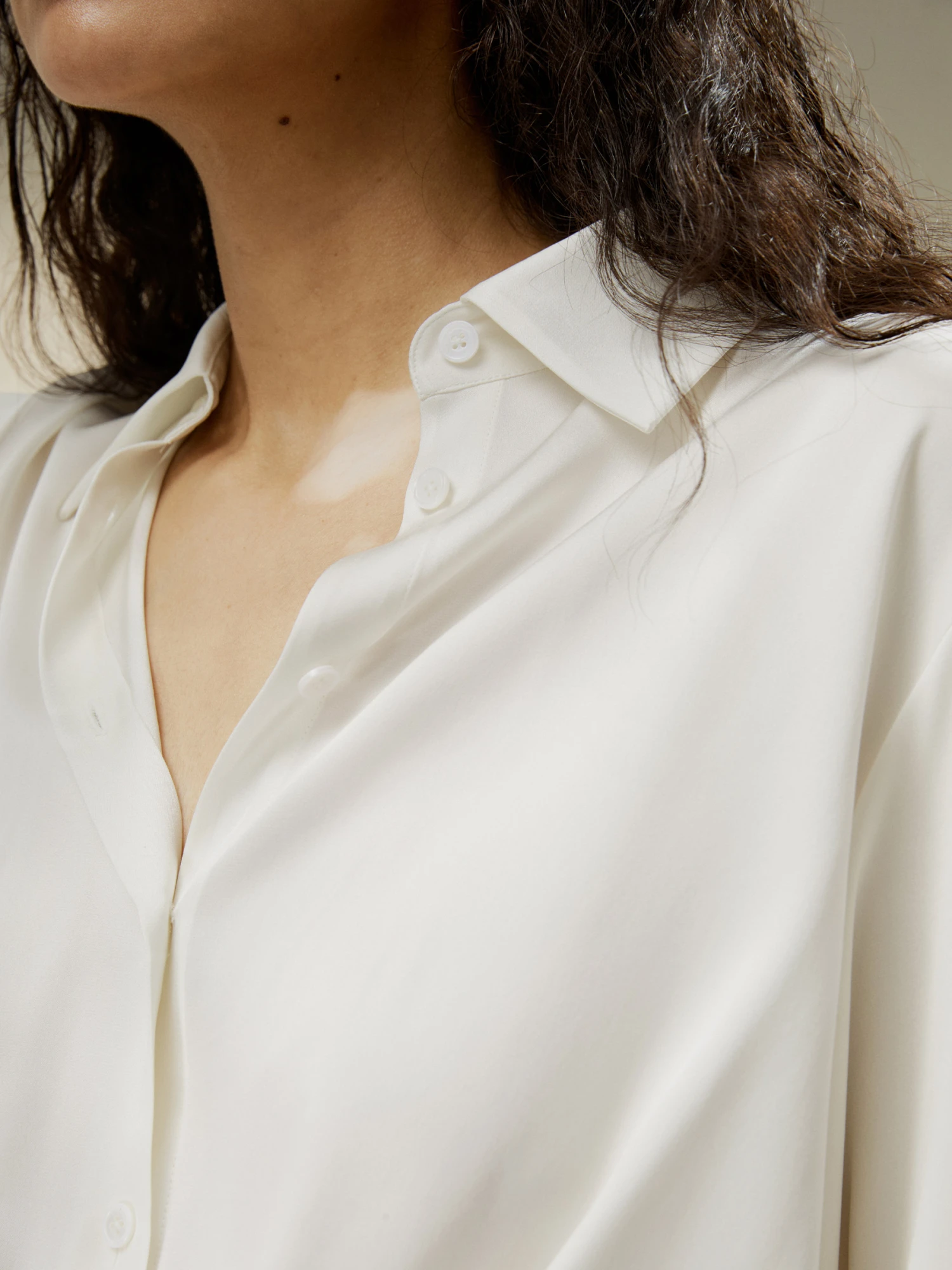 Hem Pleated Silk Blouse - Image 4