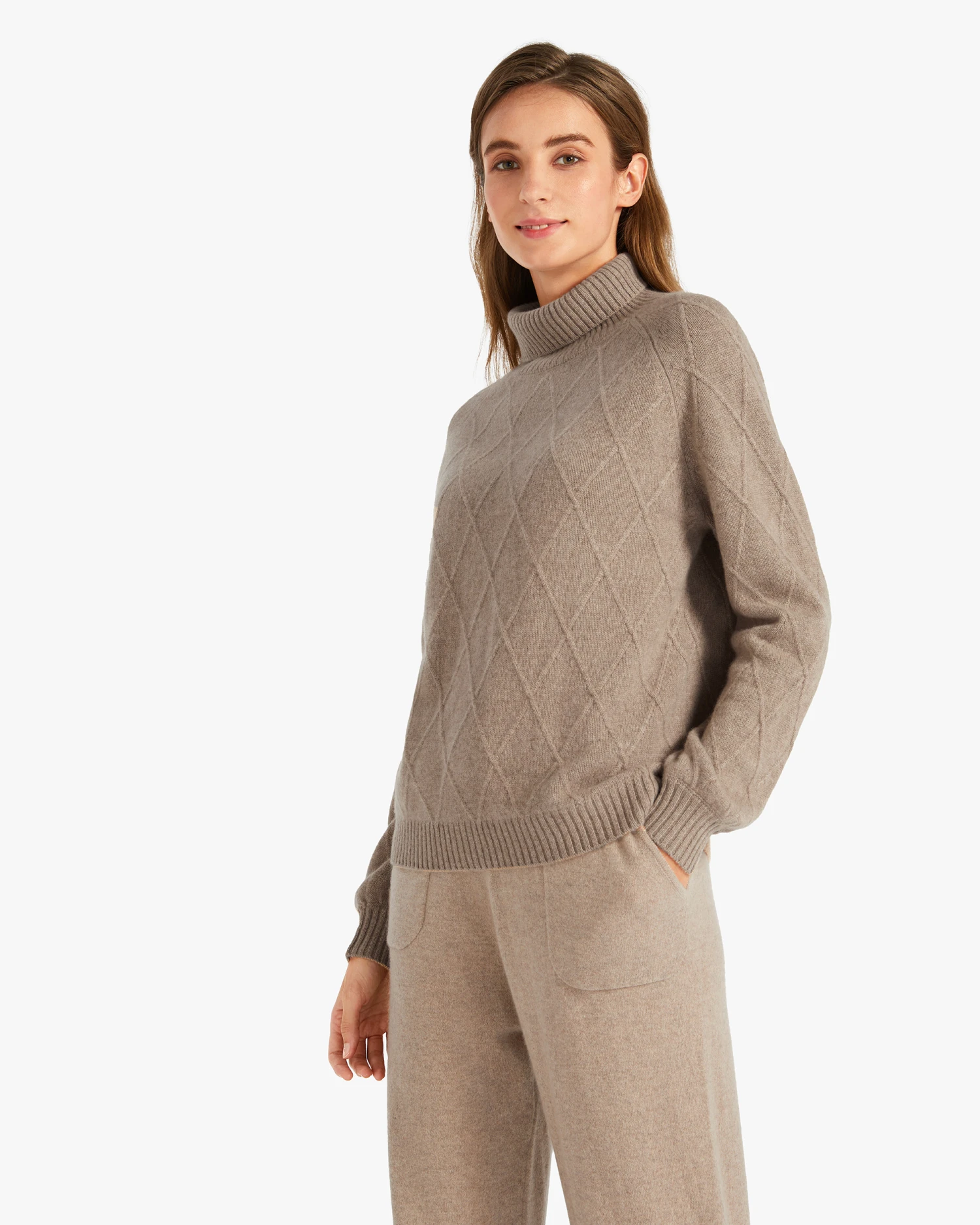 Unique Diamond Knit Cashmere Turtleneck Sweater - Image 4