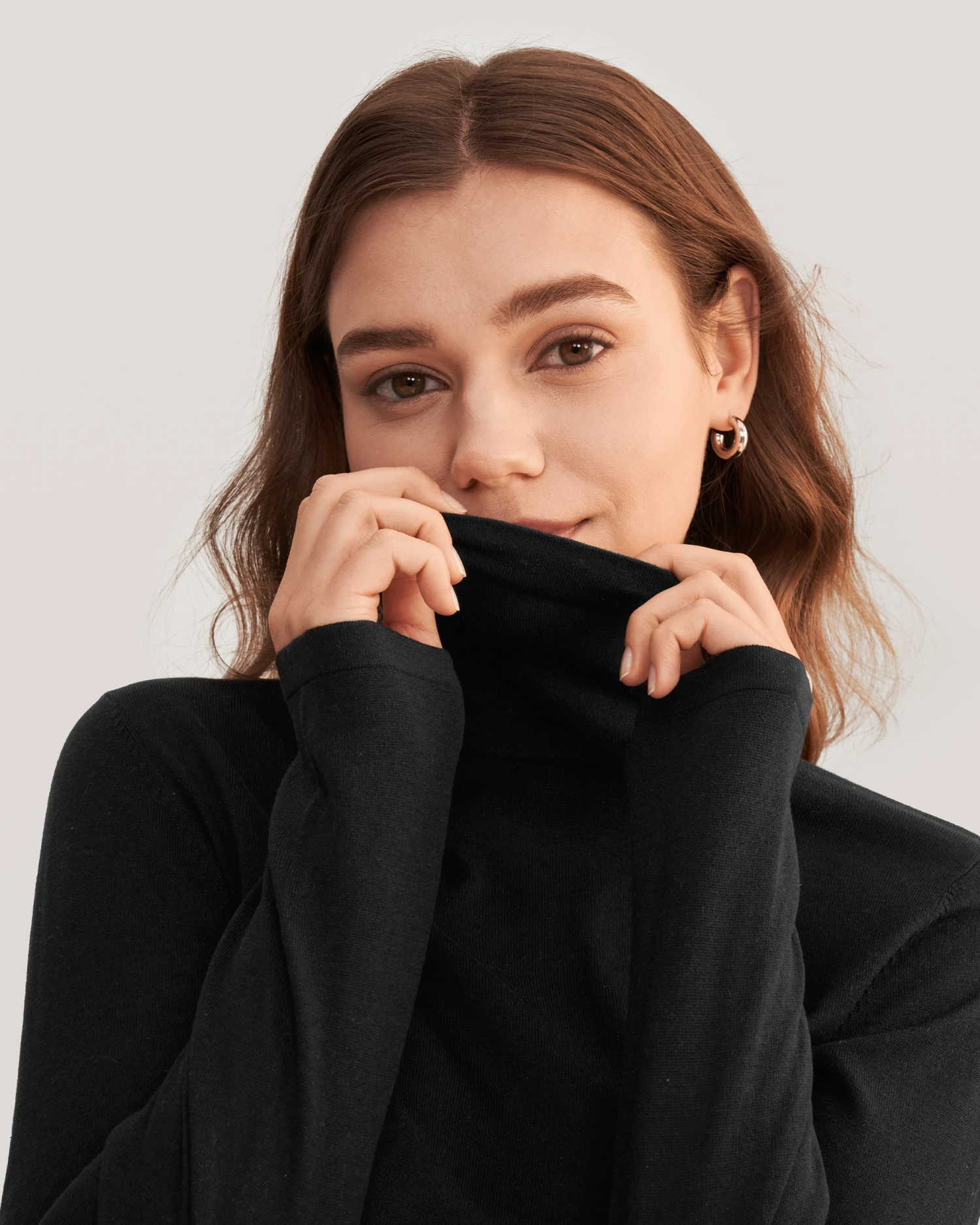 Elegant Turtle Neck Silk Knitted Tee - Image 18