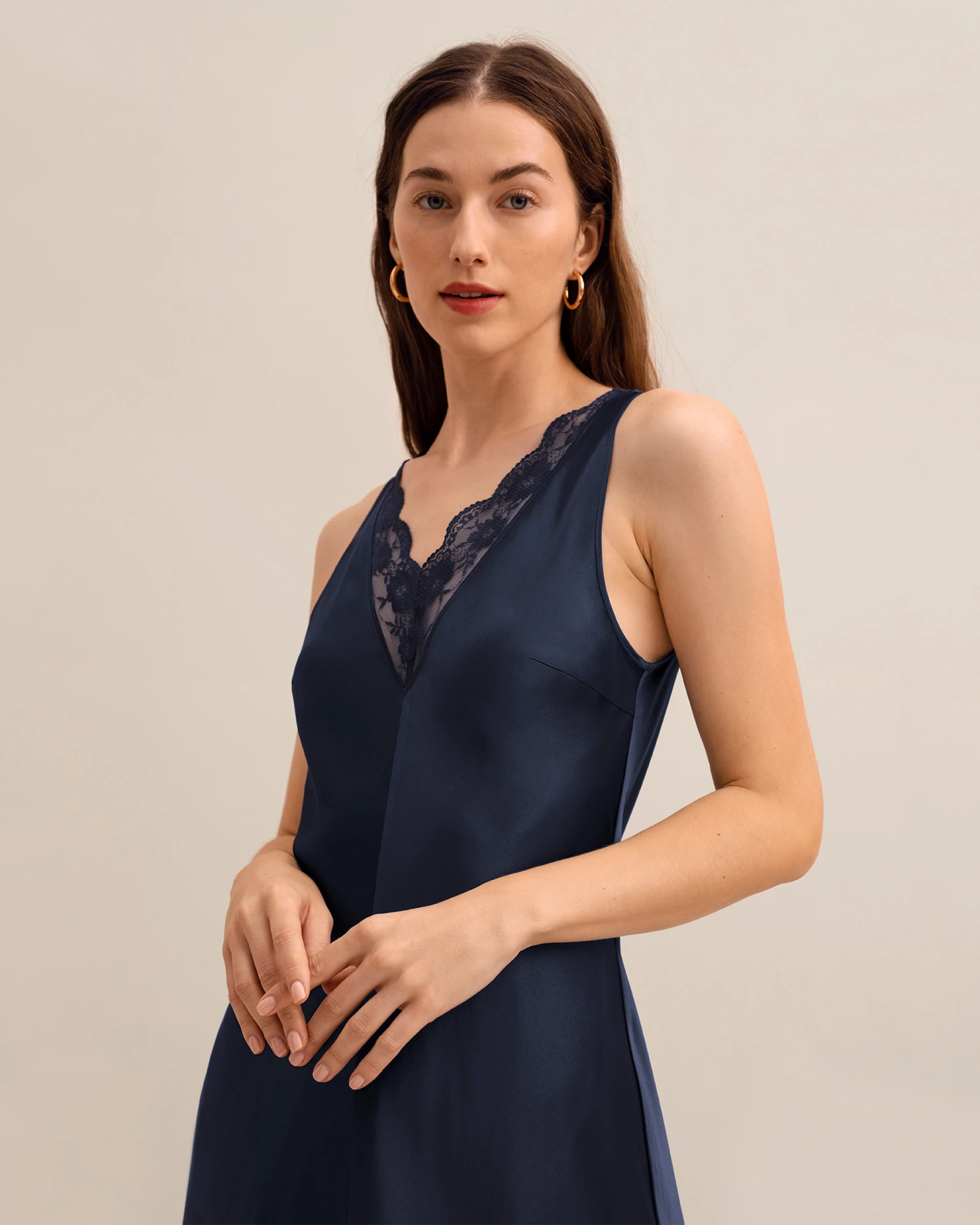 The Armeria Lace Dress - Image 5