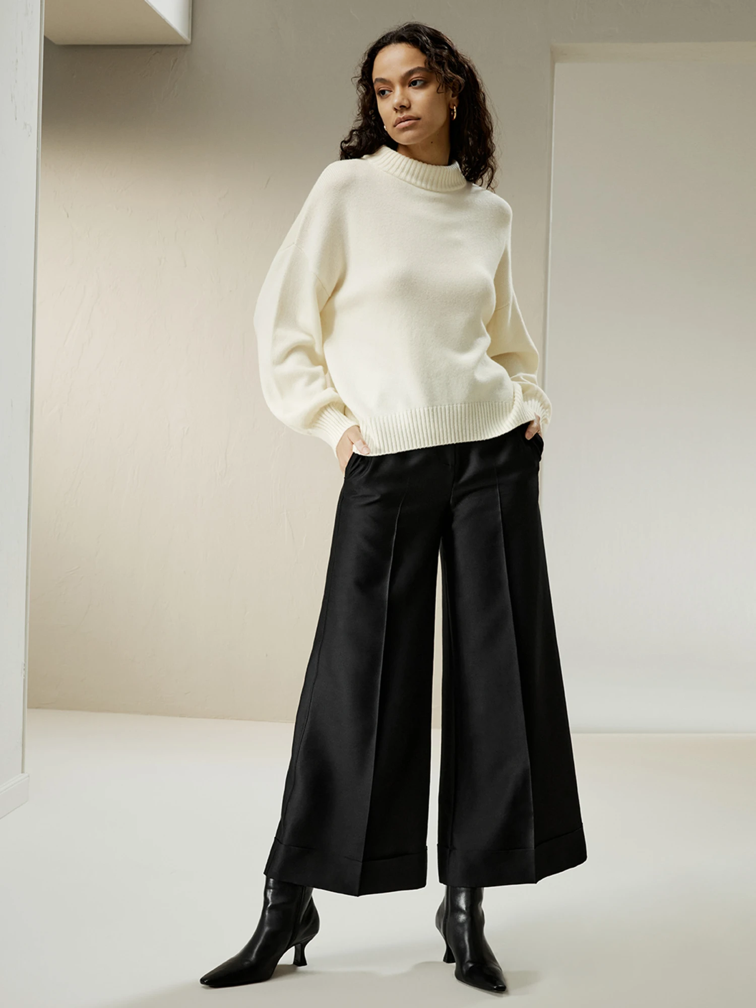 The Cape Sweater - Image 11