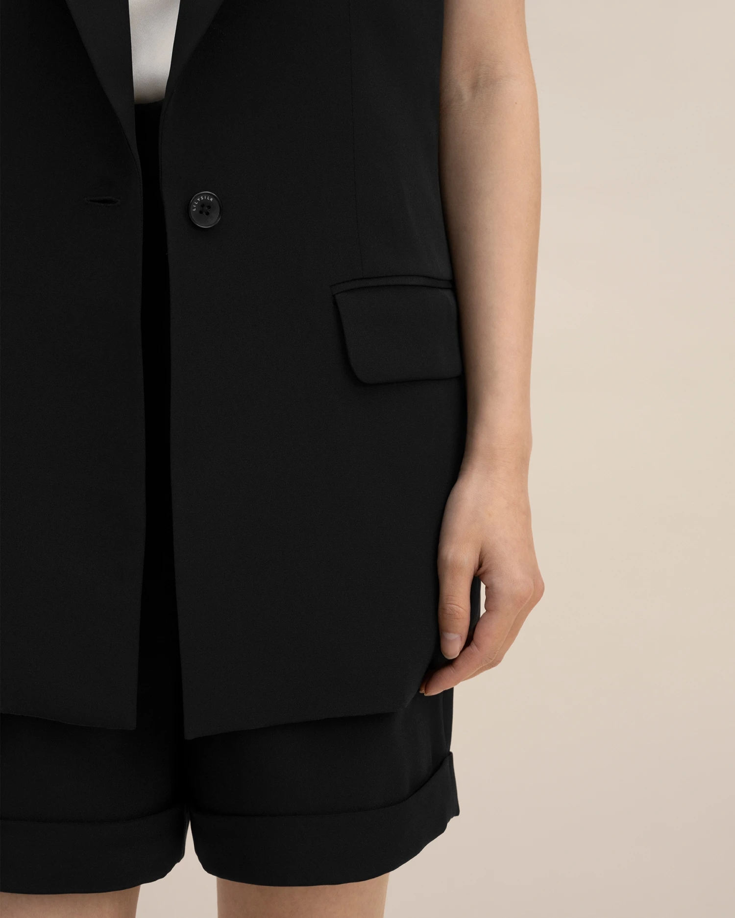 The Jamaica Long Vest - Image 5