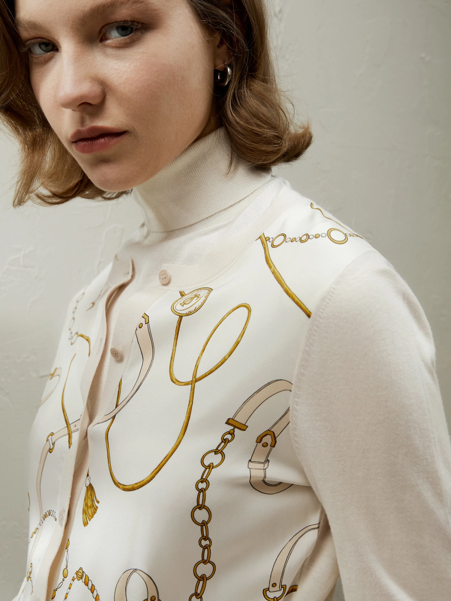 Merino Wool Cardigan With Louisville Silk Front - Image 5