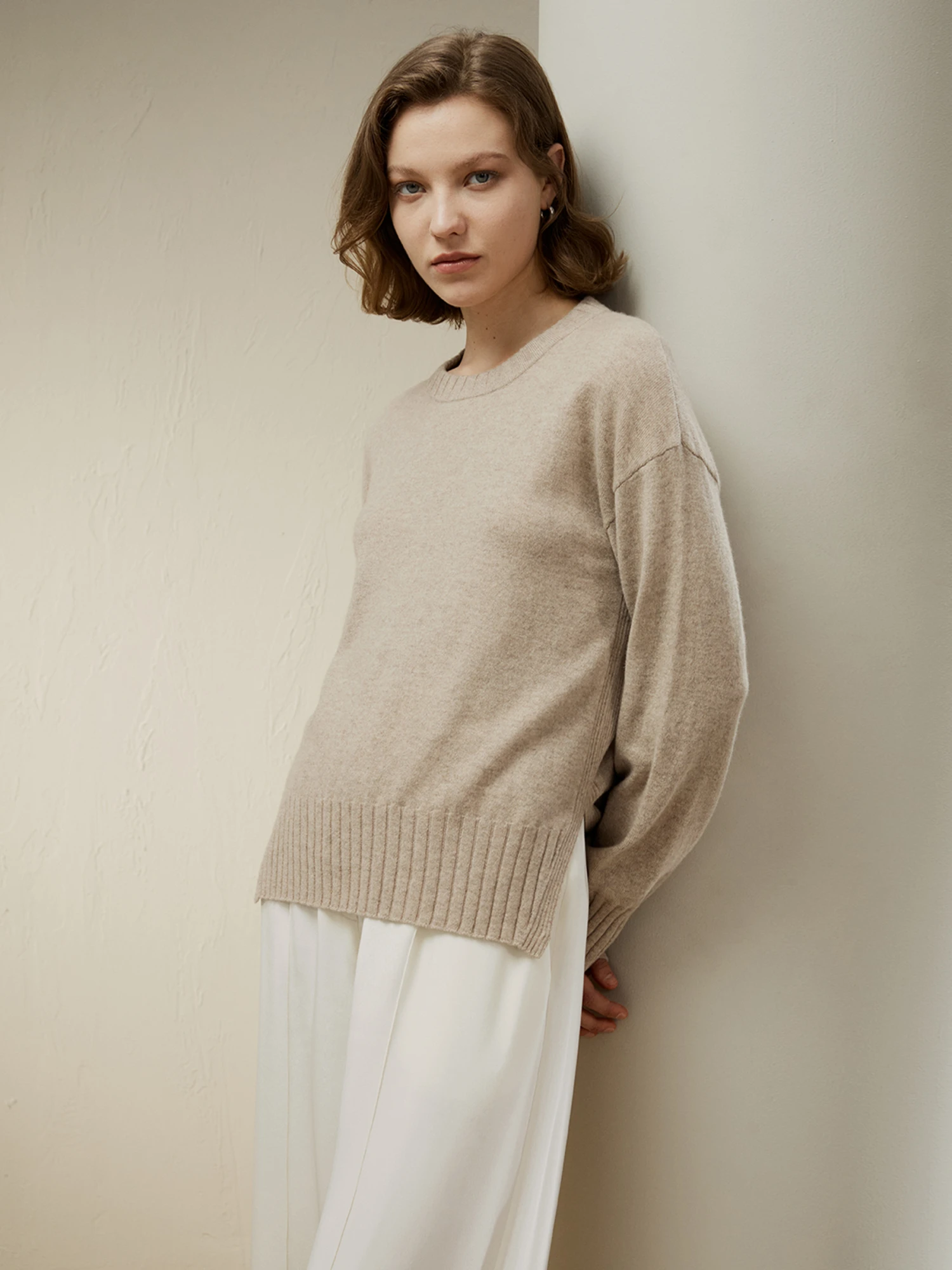 Crew Neck Cashmere Sweater - Image 5