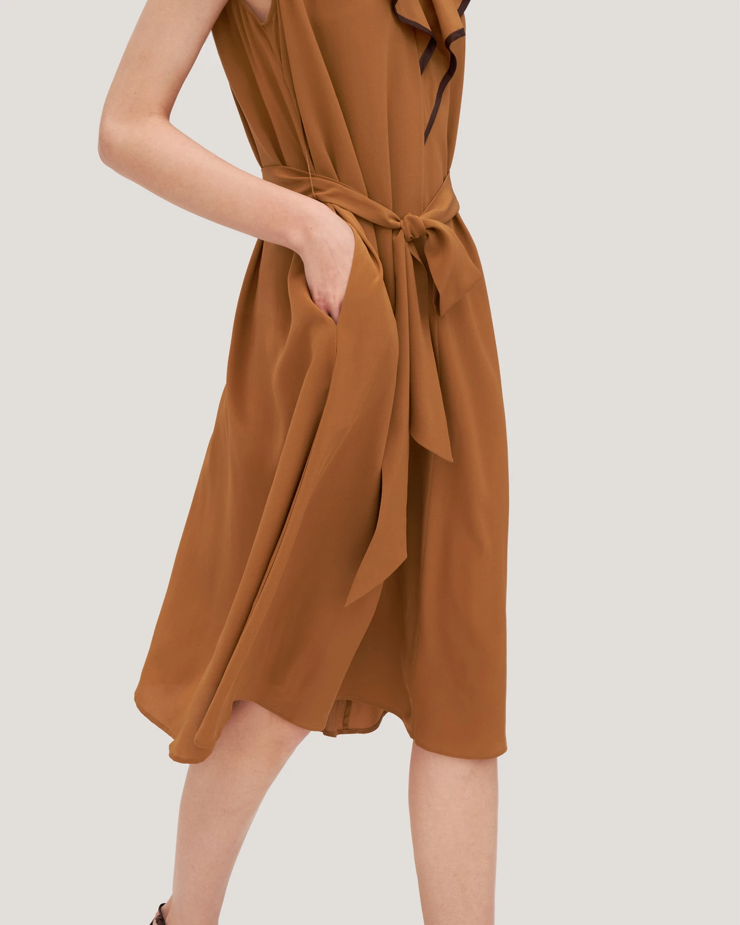 V-Neck Sleeveless Silk Orchid Dress - Image 5