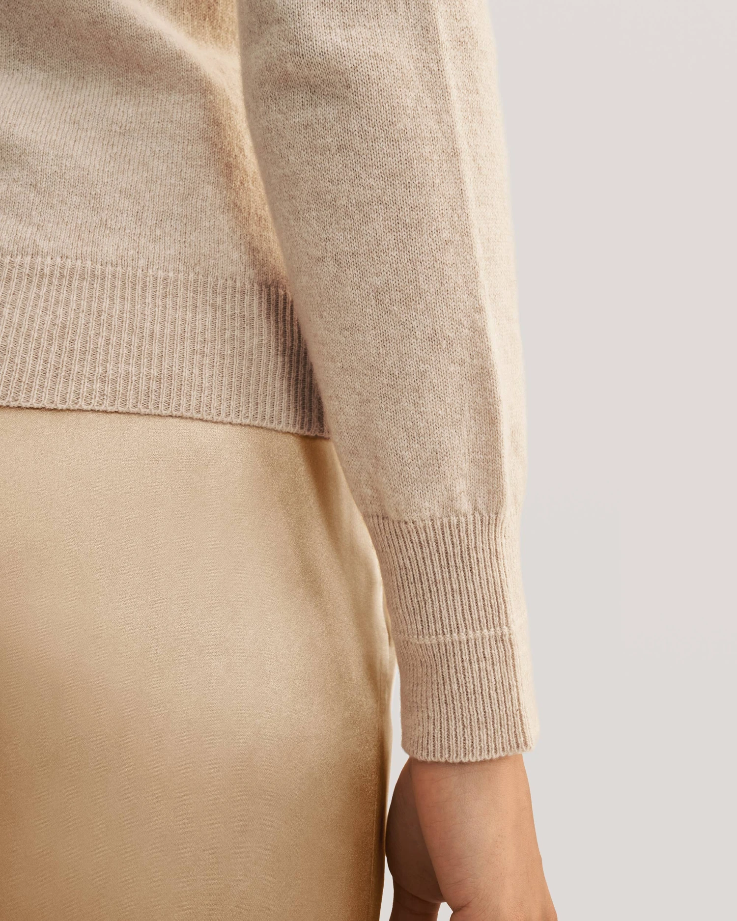 Grade A Basic Style Cashmere Sweater - Image 11
