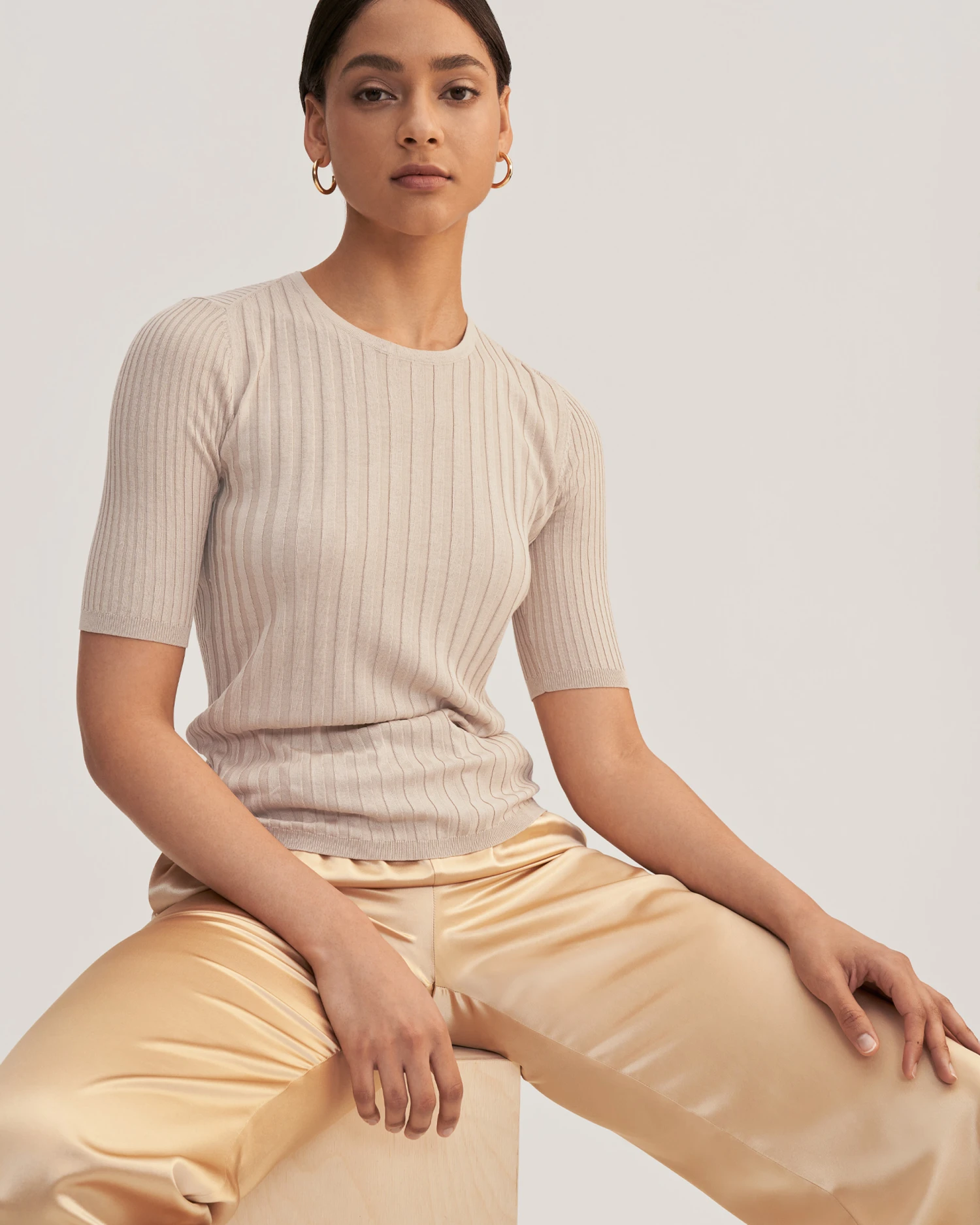 Short Sleeve Basic Silk Knit Tee - Image 19