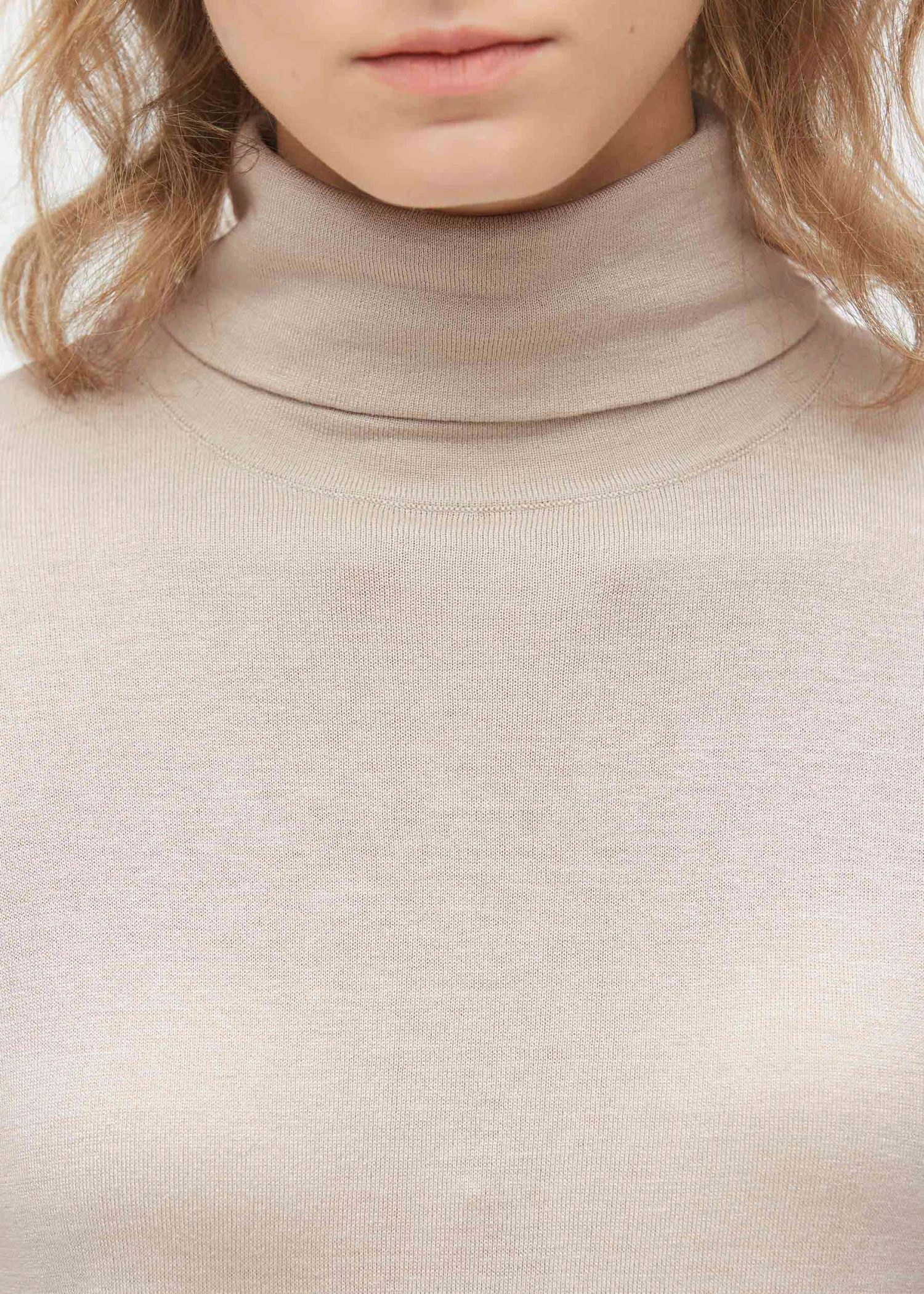 Elegant Turtle Neck Silk Knitted Tee - Image 6